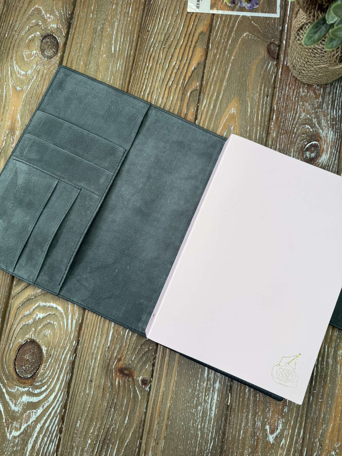 TN Leather cover with Nubuck inside leather with snap closure (Standard and Passport TN)