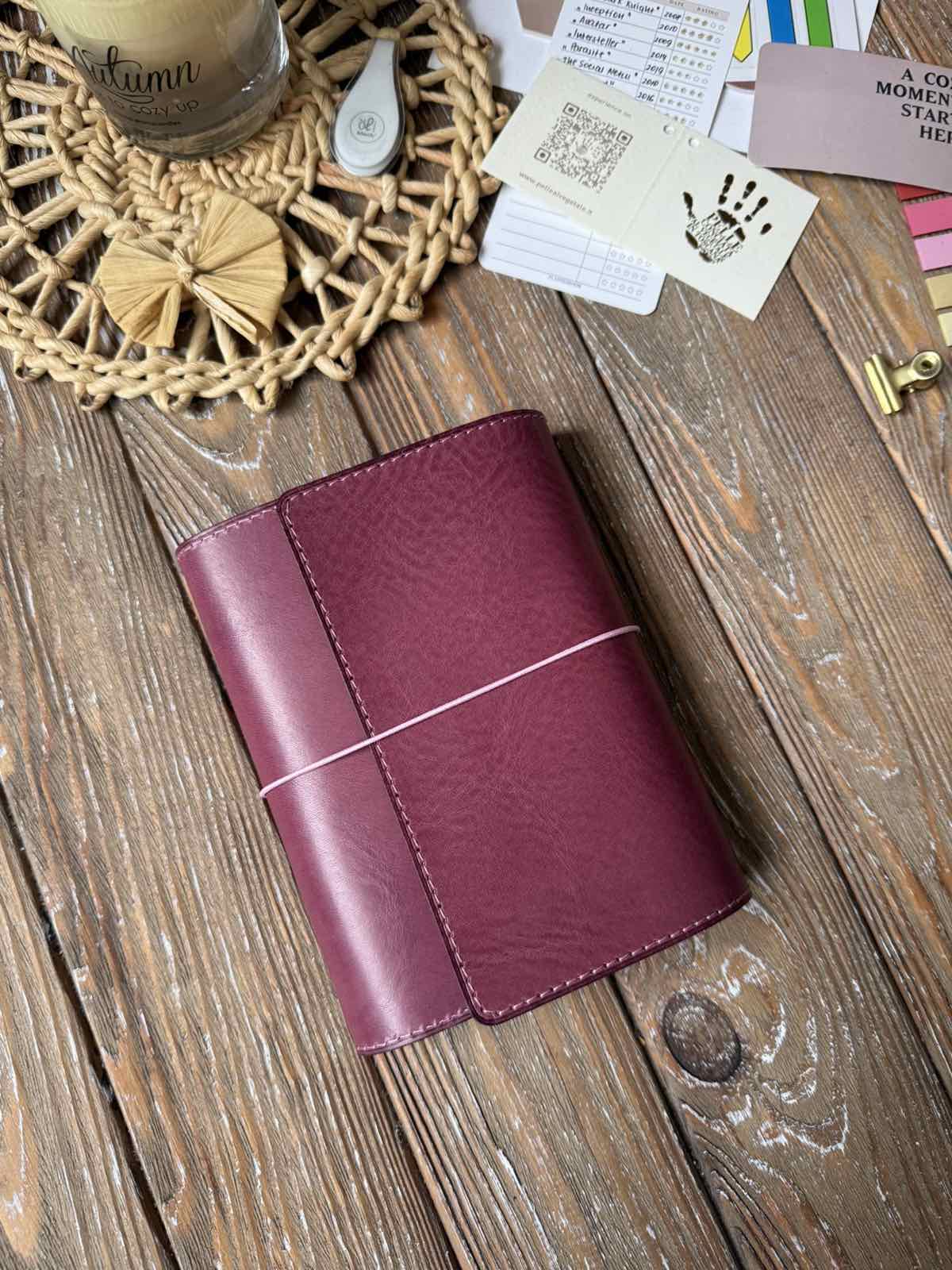 Classic Trifold Leather Journal Cover – Handmade Veg Tan Leather Notebook Cover, Traveler’s Notebook Style, Elastic Closure