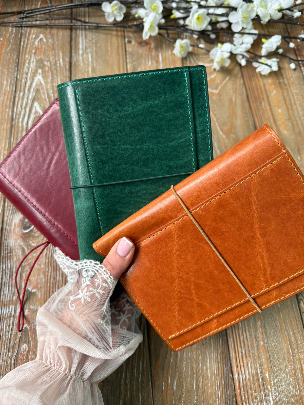 Allie Ryaz (FiloPlanner) - Premium Tuscan Italian Veg Tan Leather – Natural Sheen