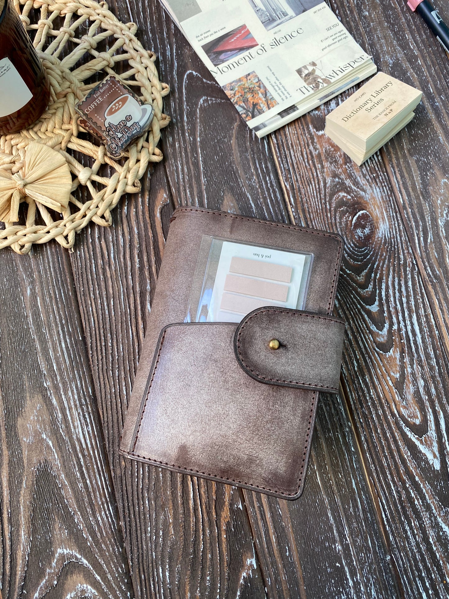 Pocket TN Medium planner cover from Alaska leather - machine stitching
