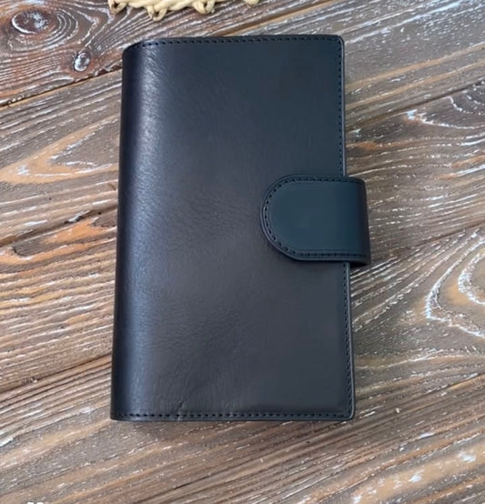 Ready for shipping - B6 slim leather cover in Black leather