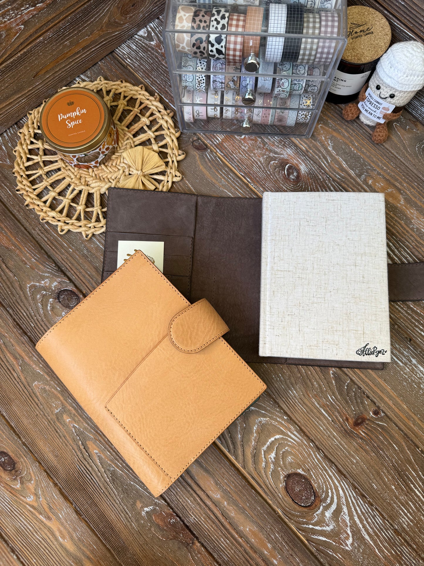 Allie Ryaz (Filoplanner) Leather cover with Nubuck inside leather with snap closure