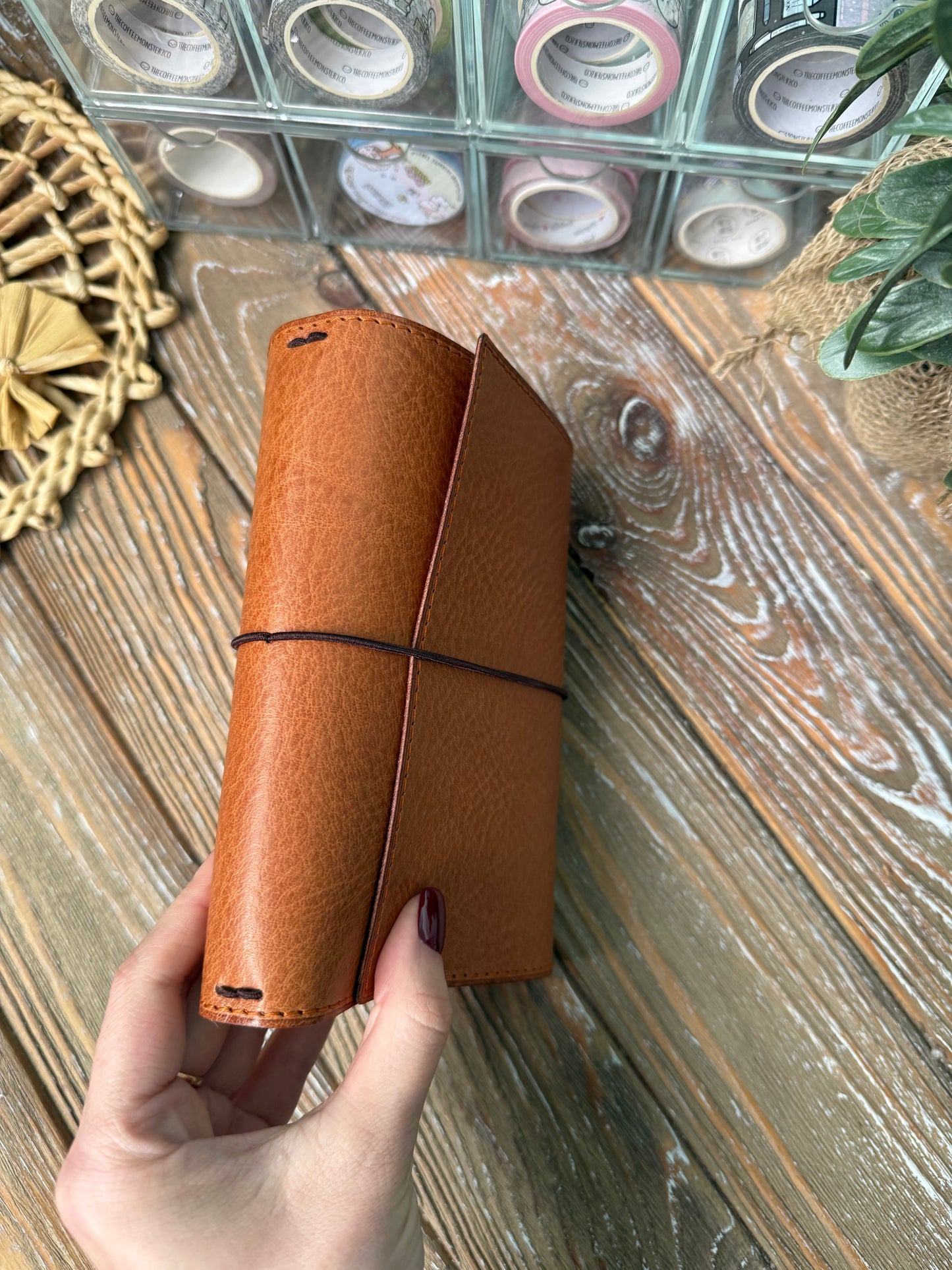 Ready to ship - Classic Trifold Leather Journal Cover – Handmade Veg Tan Leather Notebook Cover, Traveler’s Notebook Style, Elastic Closure (Copy)